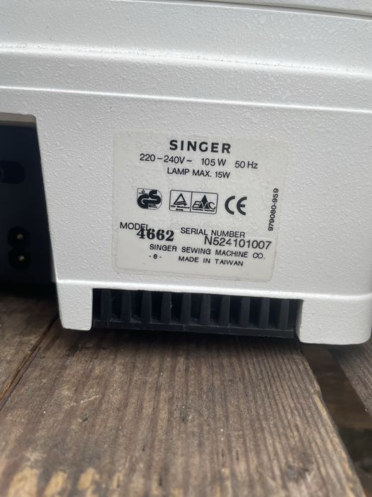 Швейна машинка зінгер