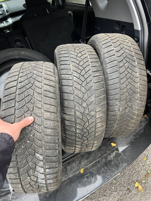 Резина goodyer зимова 205/55 r17