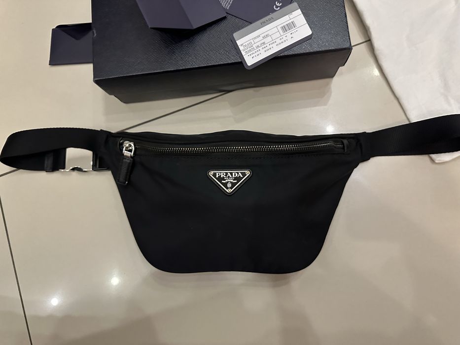 Prada сумка бананка