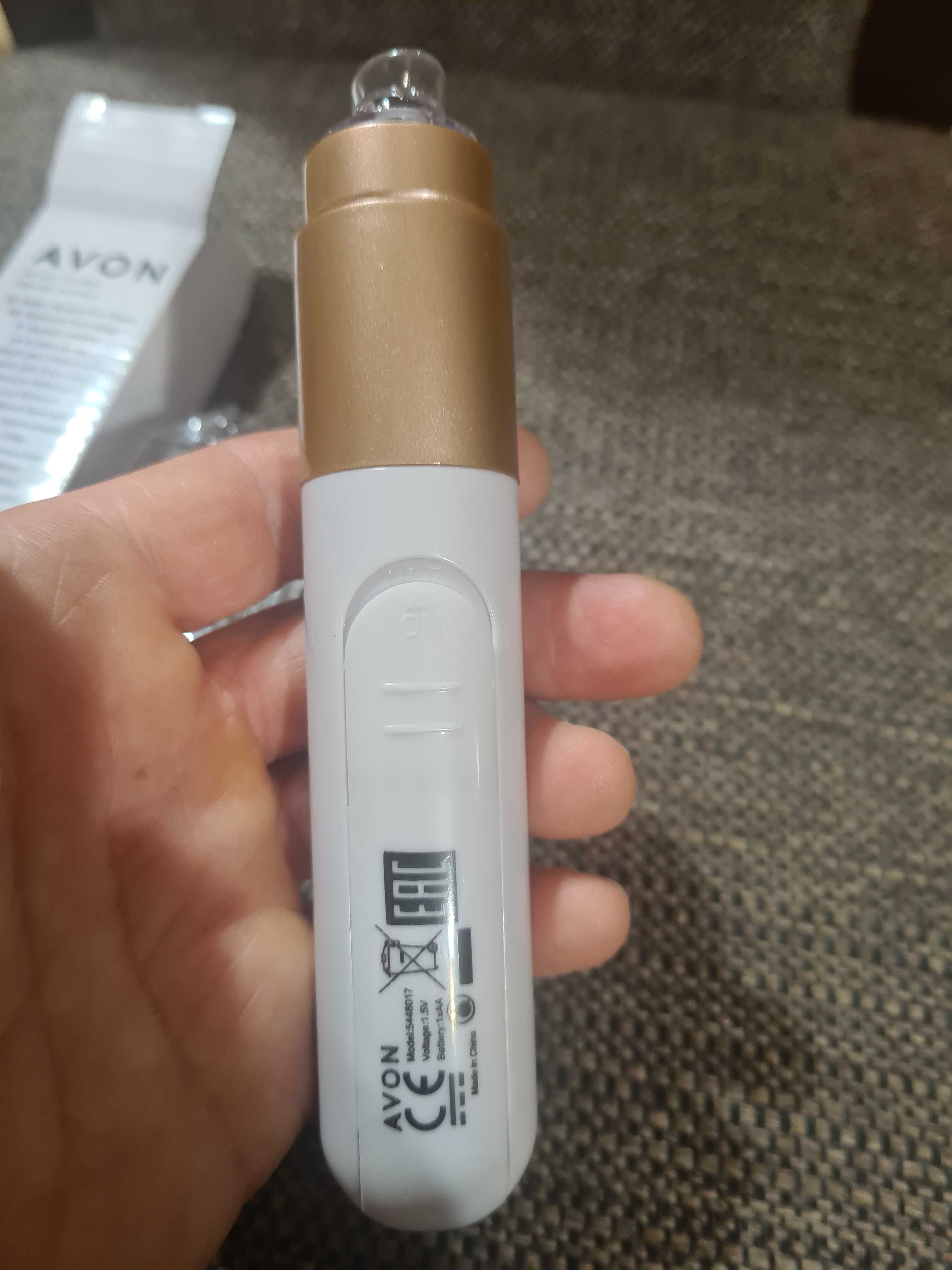Odsysacz wągrów oczyszczacz Avon zaskórników