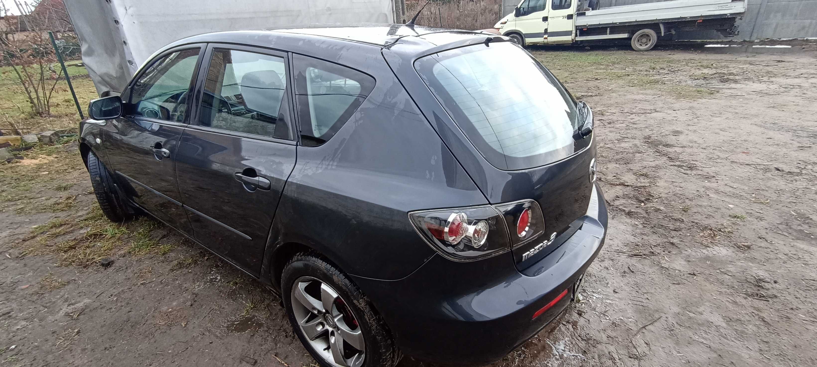 ćwiartka tył błotnik  mazda 3 bk  lak 28B