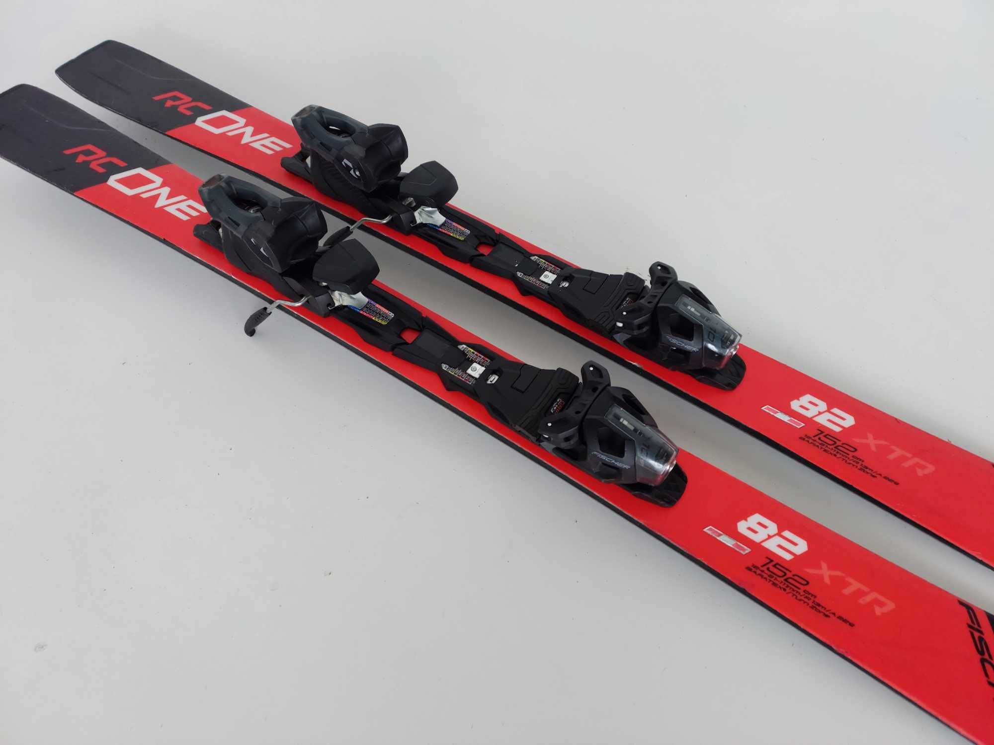 Narty Fischer 82 XTR  RC ONE 152 CM (10)