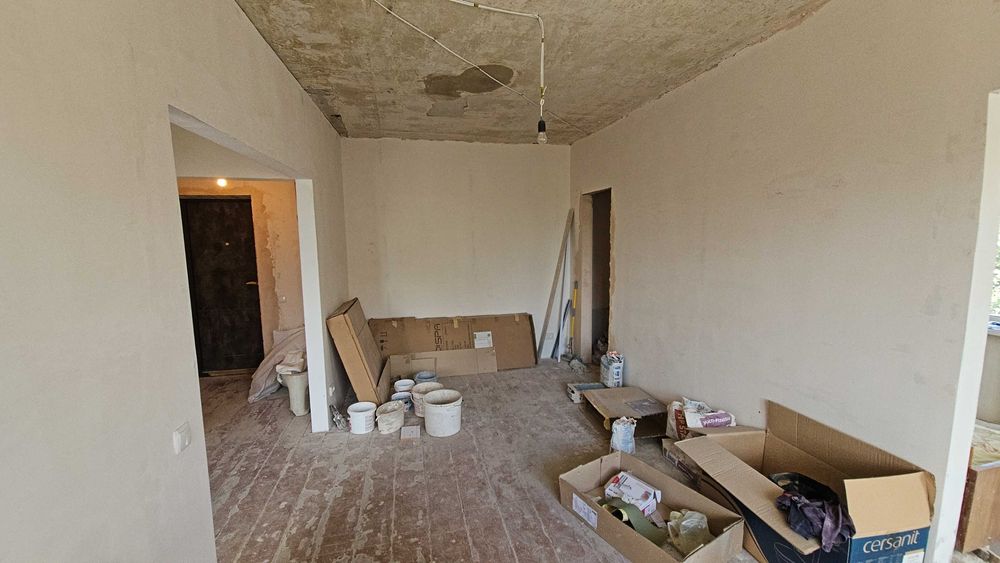 Київ район ДВРЗ вул. Алматинська 89 а. Є ВІДЕООГЛЯД.