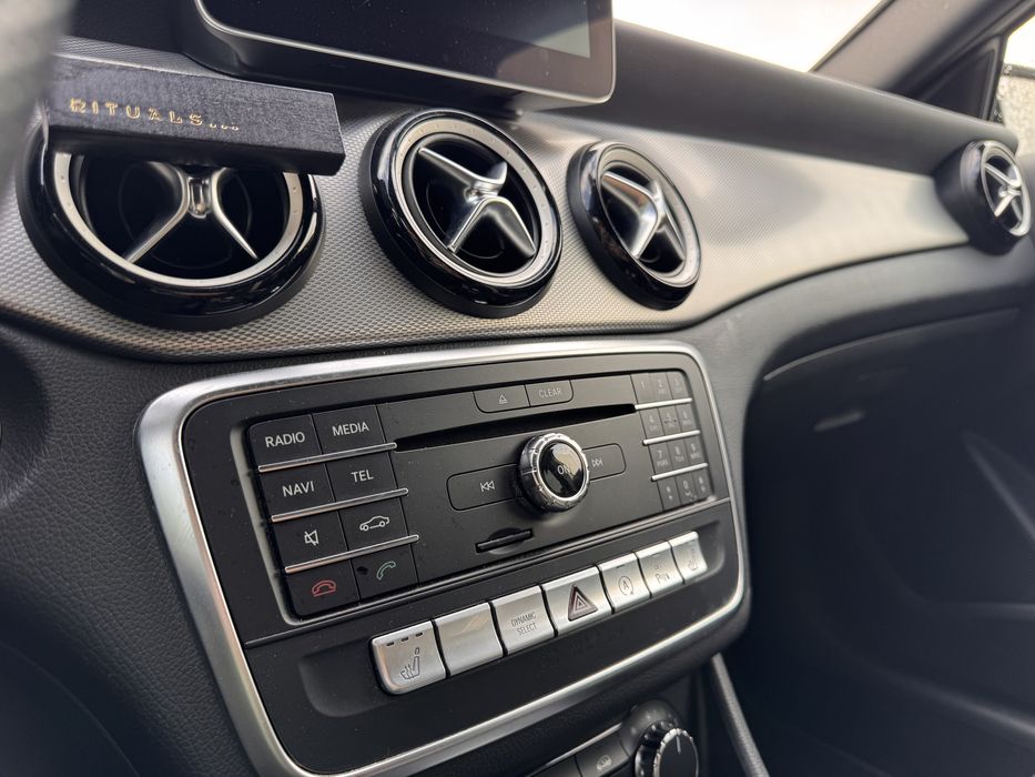 Mercedes-Benz Class A | 200 AMG Edition