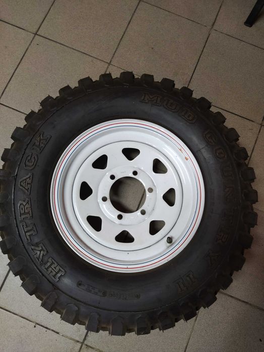 Opona Hytrack Mud Mountry II 215/R15/100Q + felga 6JJx15 Mangels