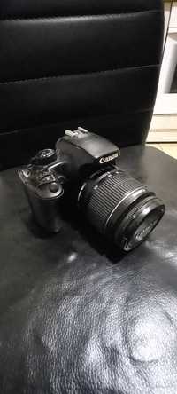 Фотоапарат Canon EOS 1000D