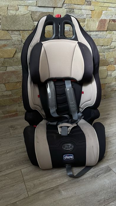 Автокресло Chicco
