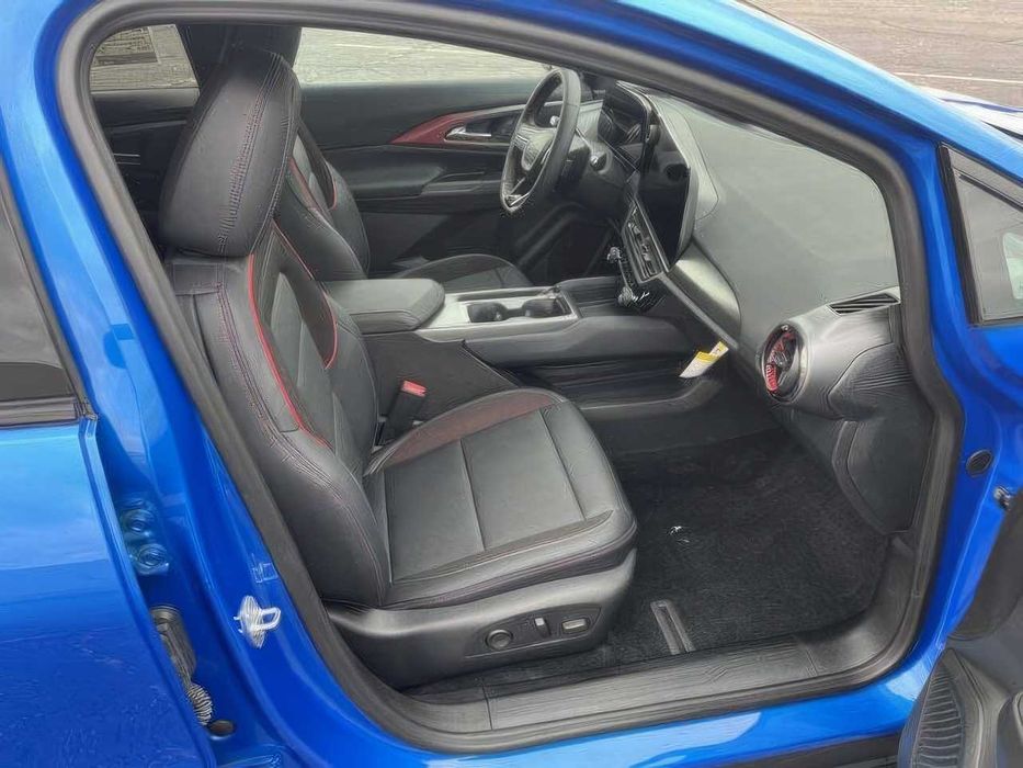 Chevrolet Equinox EV RS      2025