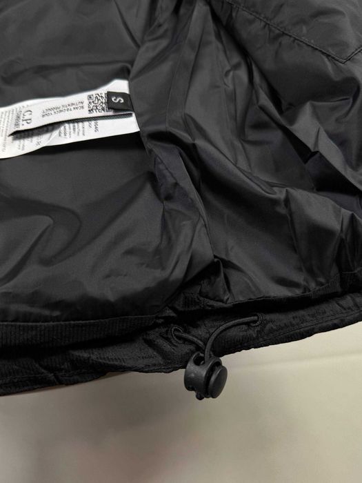 Пуховик C.P. Company Black