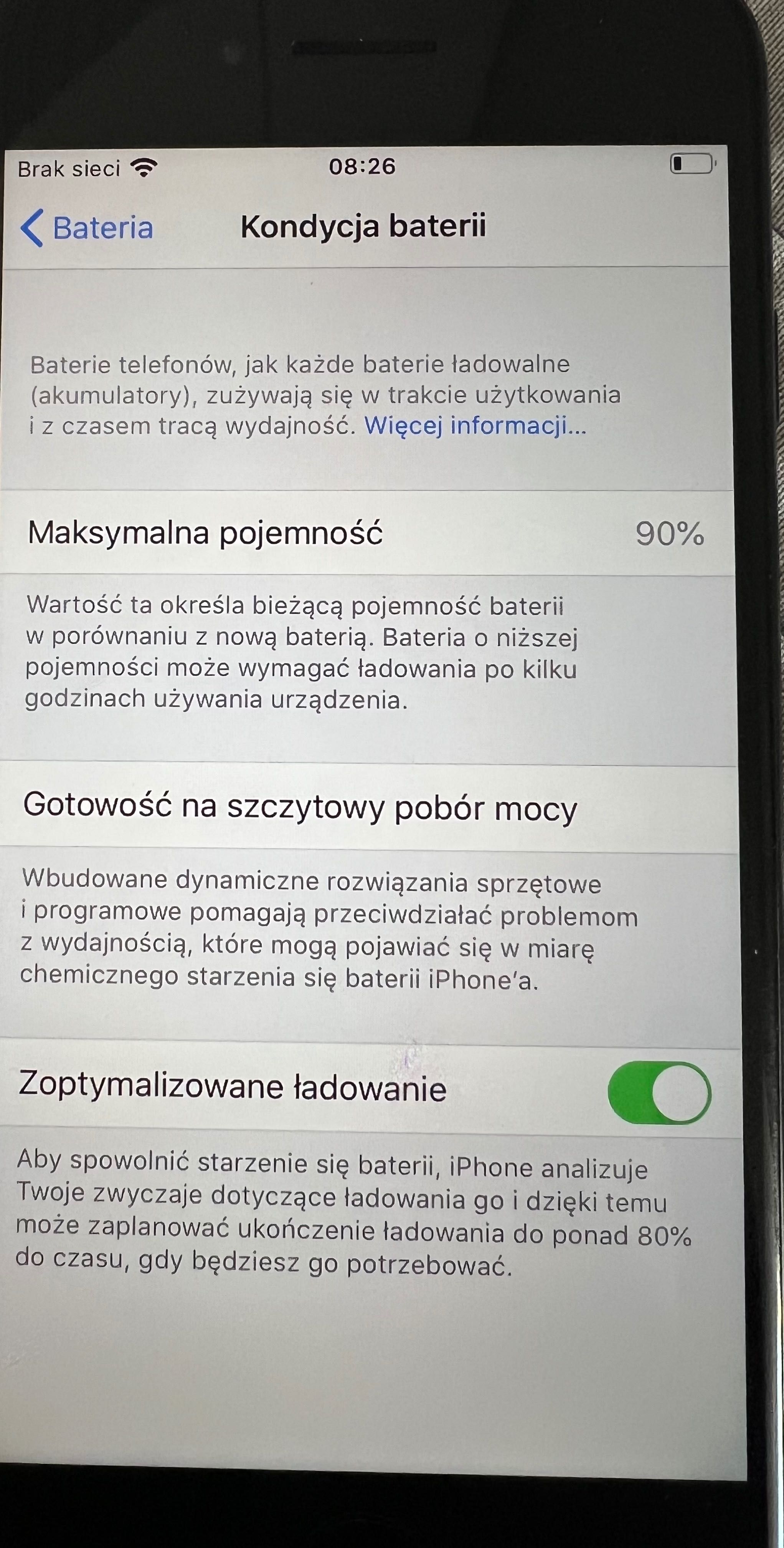 Apple iPhone SE wersja 13.6.1 MX992LL/A kupiony w 2021 r