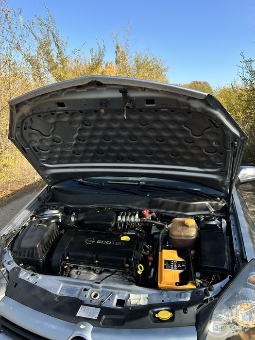 Opel Astra H 2005 1.6 Бензин Газ Механика Переоформление