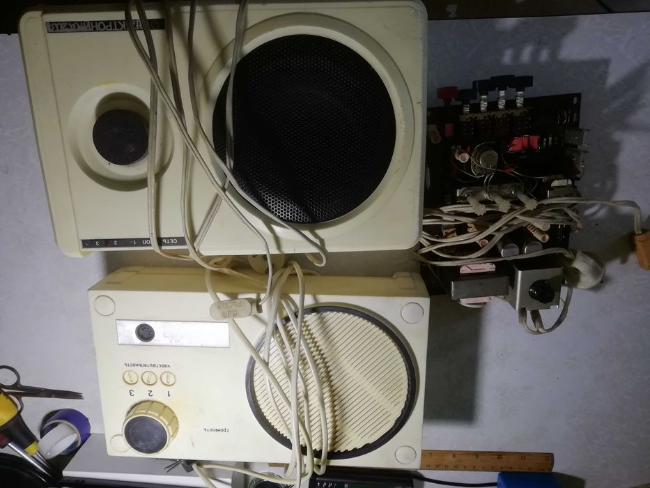 Радіоточка радиоточка трьохпрограмна 2 шт 1 лотом