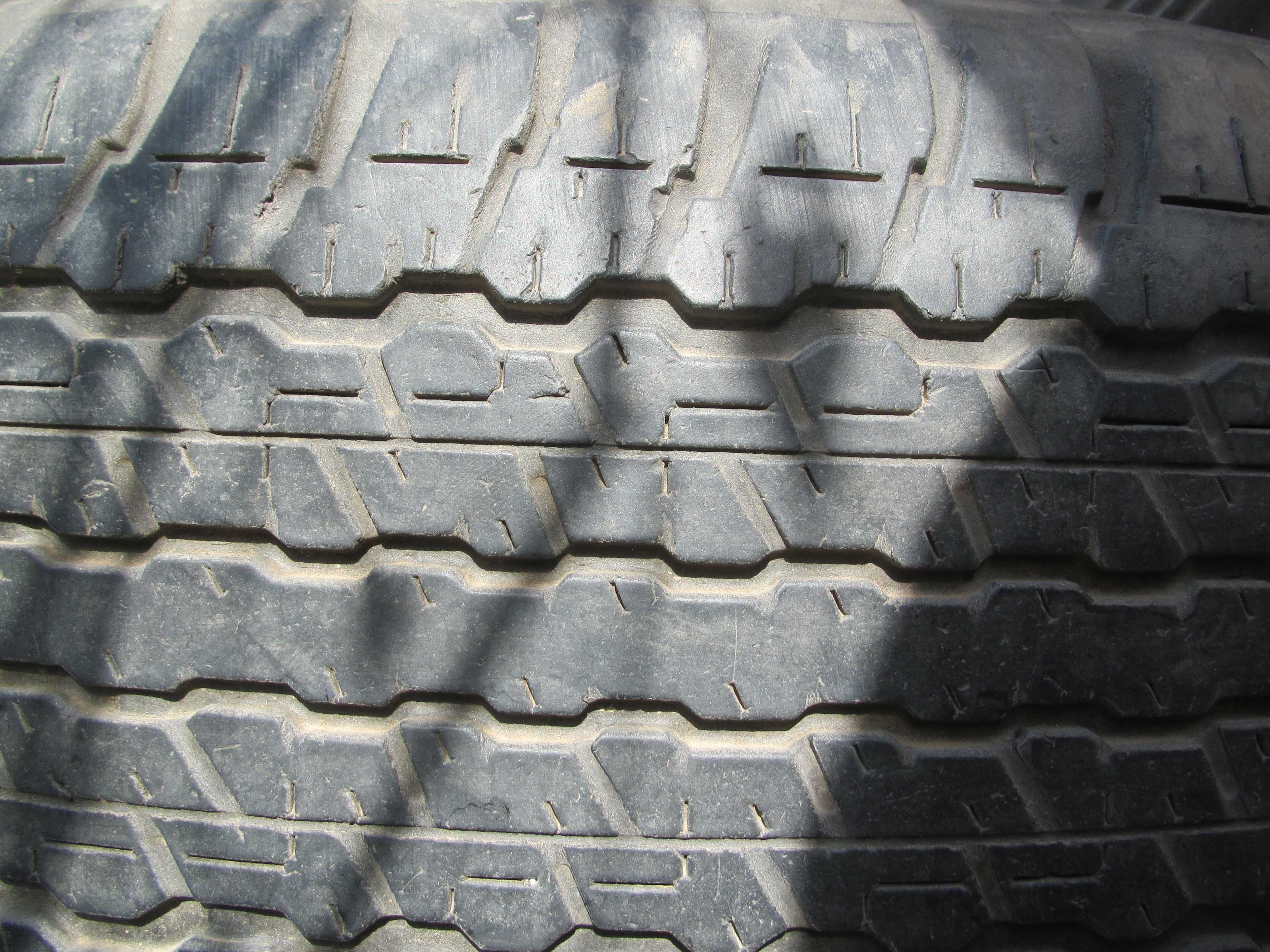 Комплект японской всесезонной резины Dunlop Grandtrek 285/60/R18