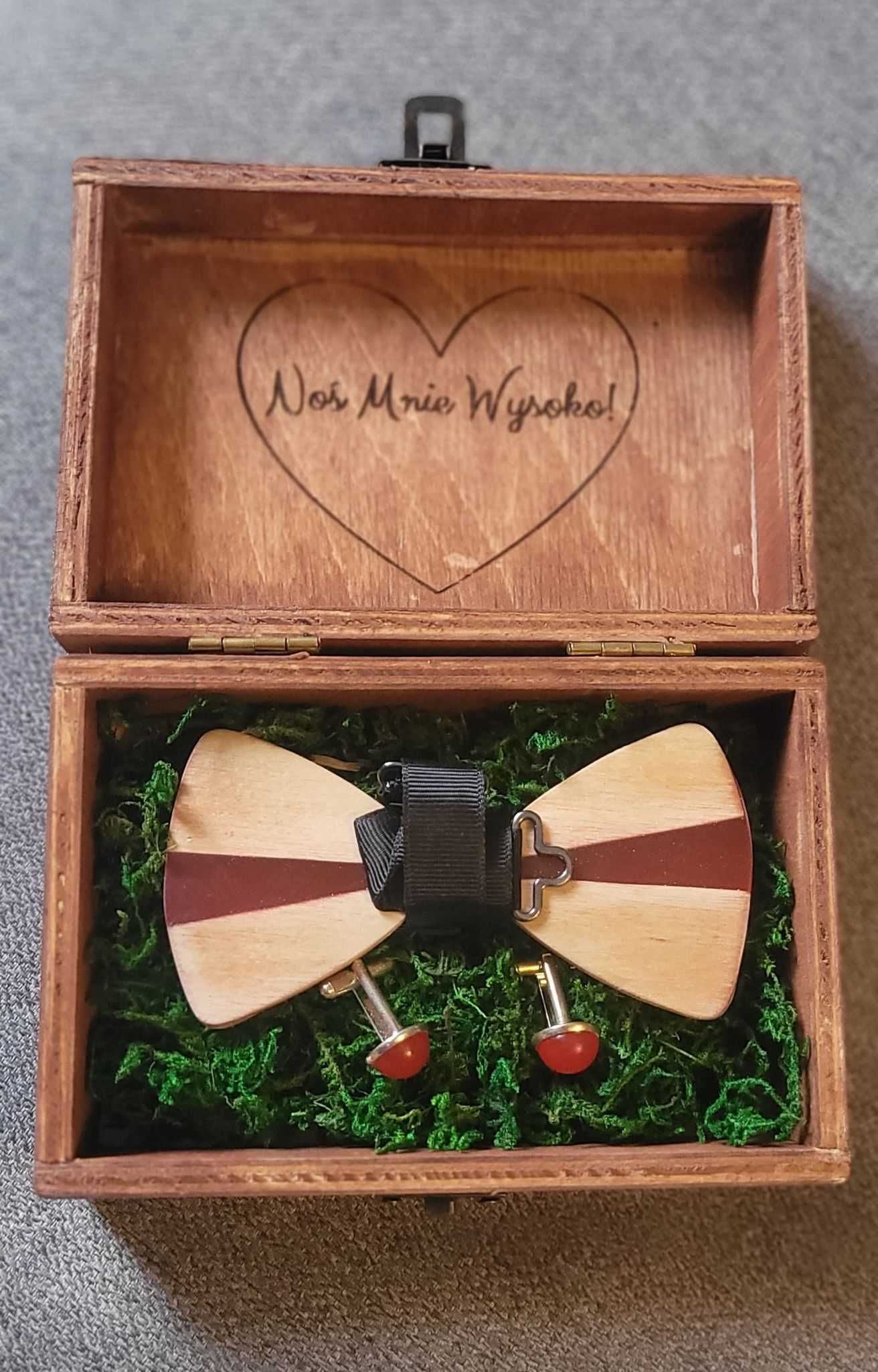 Drewniana mucha muszka z dodatkiem żywicy spinki pudełko Dzień Dziadka