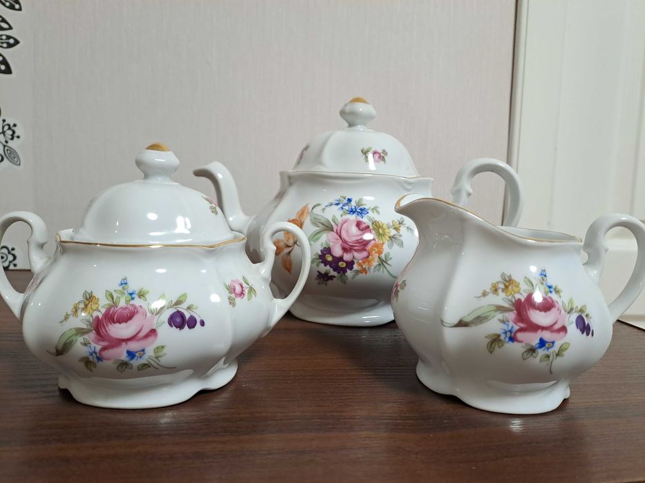 Вінтажний сервіз