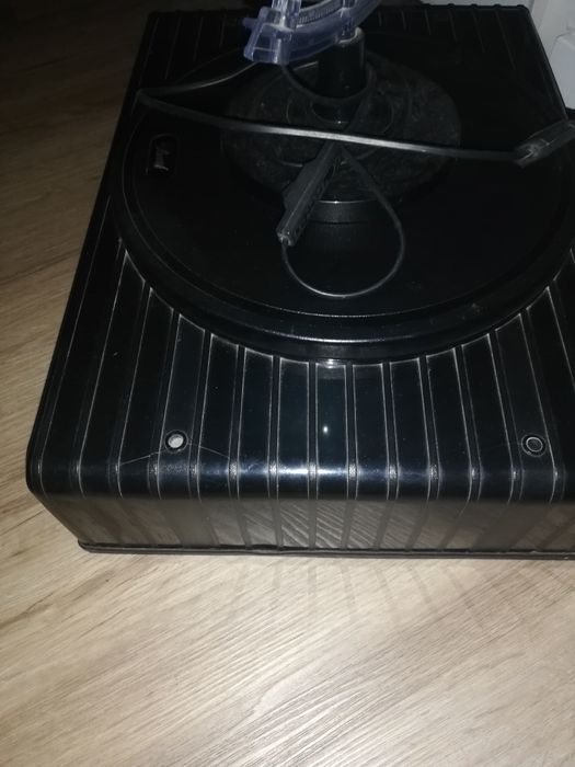 Apoio giratório para TV/portátil/coluna de som