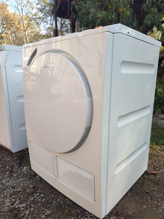 Продам сушку фірми Miele. Привезену з Європи. З тепловим насосом.