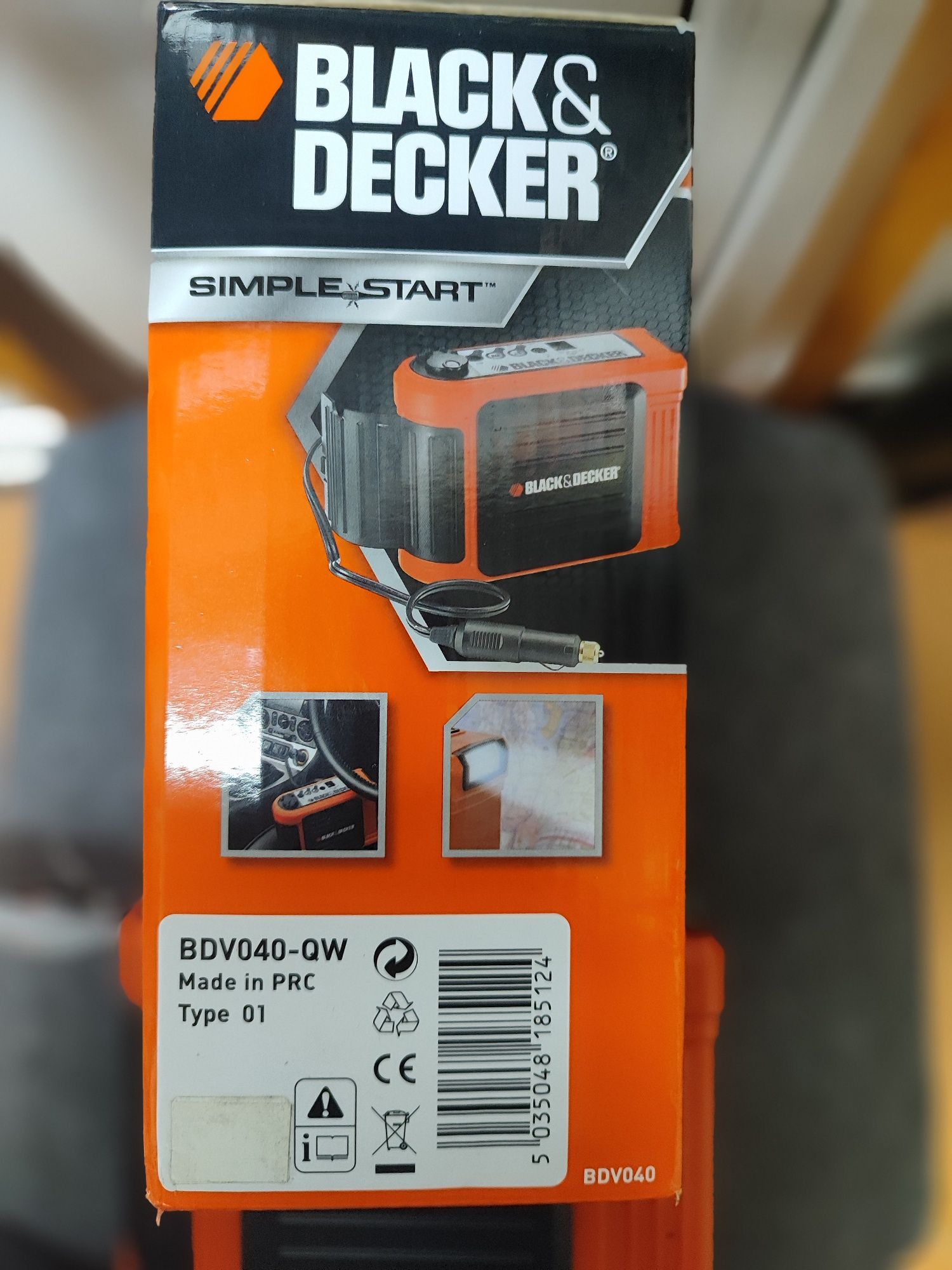 Стартер для акумулятора. Black Decker BDV040-QW