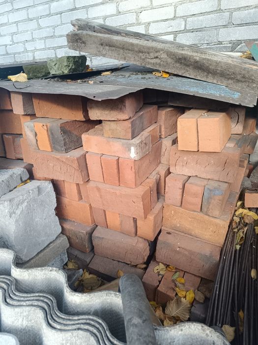 Cegła czerwona      .