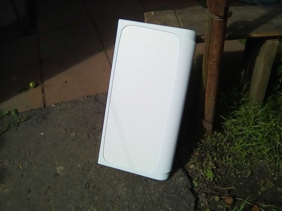 кришка та панель  для пральної машини Indesit