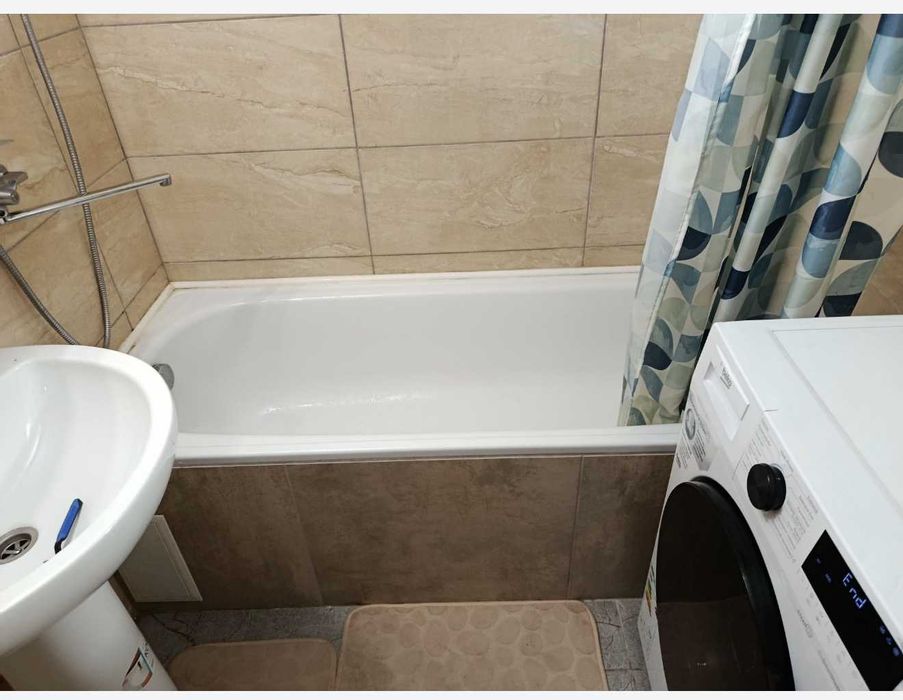 Продам 2х кв ремонтом газовый дом  ул Бочарова .