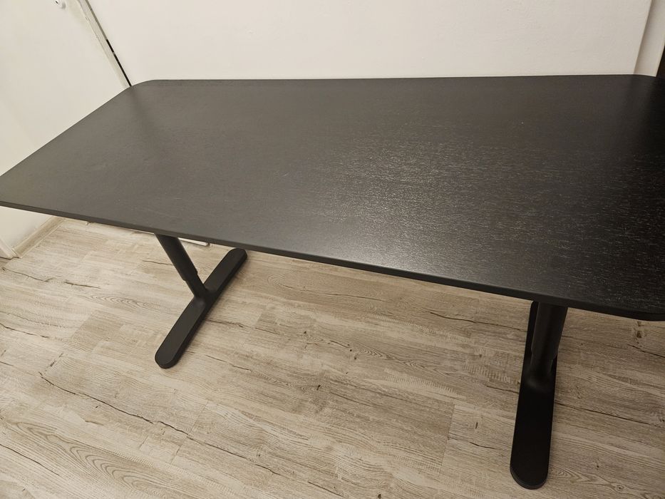 Biurko IKEA Bekant Czarne 140cm x 65cm