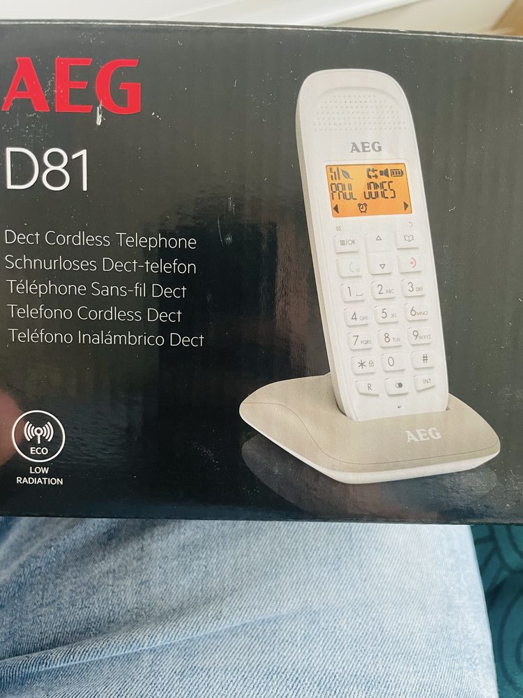 Telefon stacjonarny AEG D81