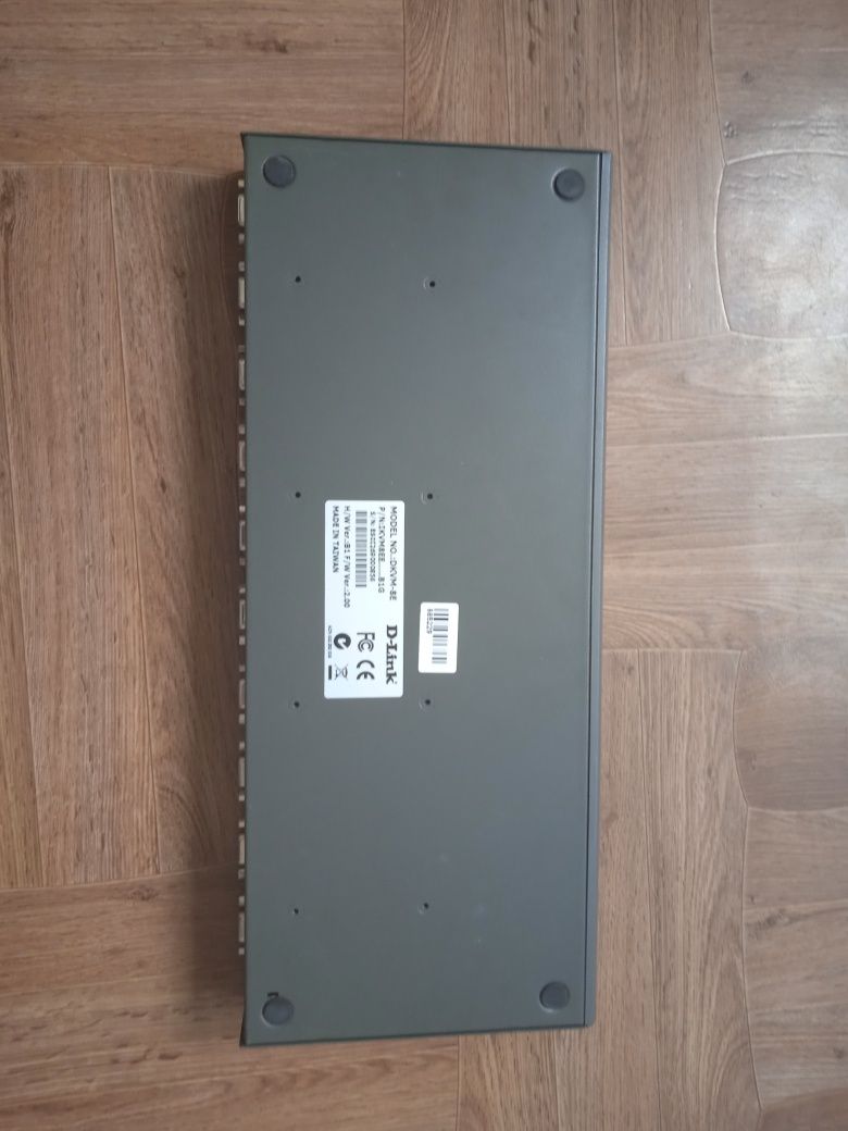 DKVM-E8 8-ми портовий комутатор, KVM, D-Link