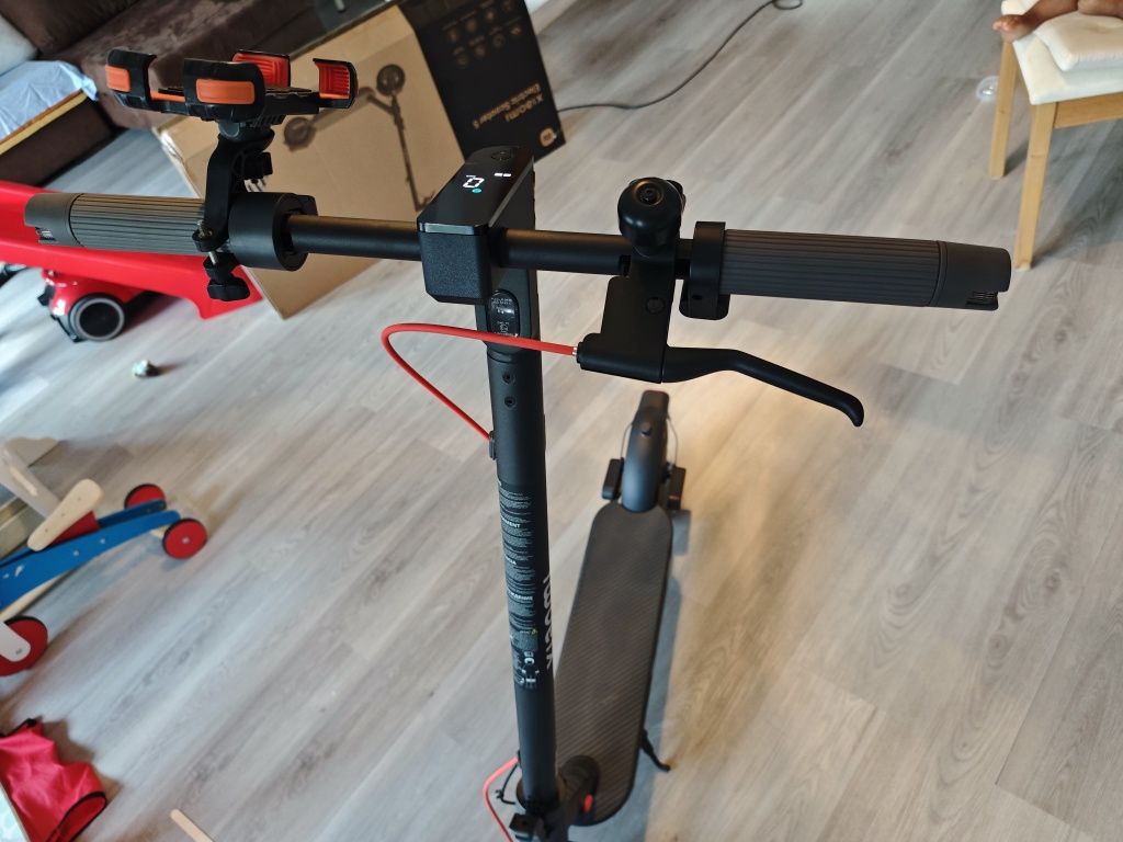 Trotinete Xiaomi Electric Scooter 5 — como nova, com garantia