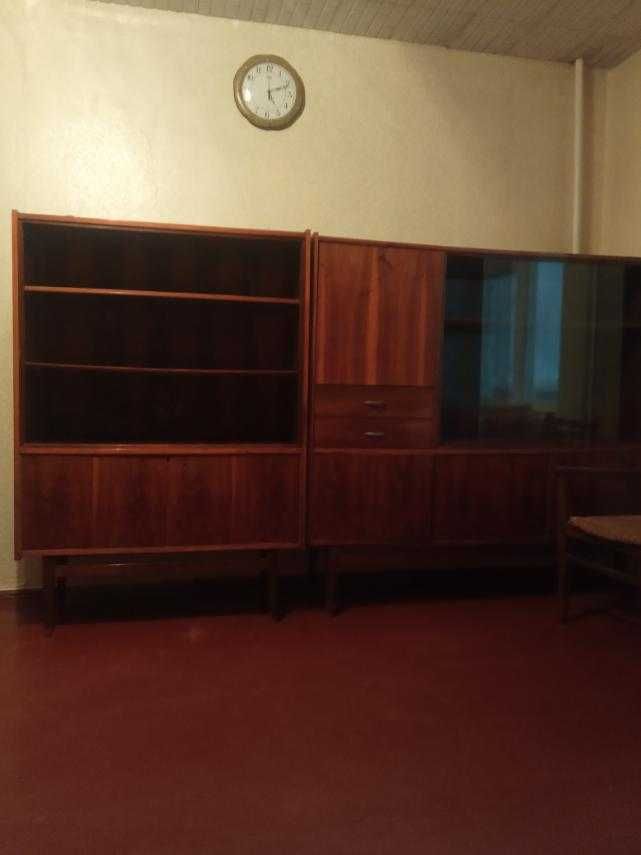 меблева стінка низенька