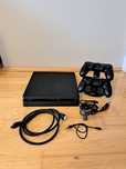 Konsola ps4 Slim 2 pady