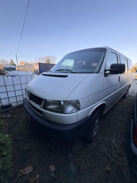Sprzedam samochód VW T4 2,5TDi 9 osobowy