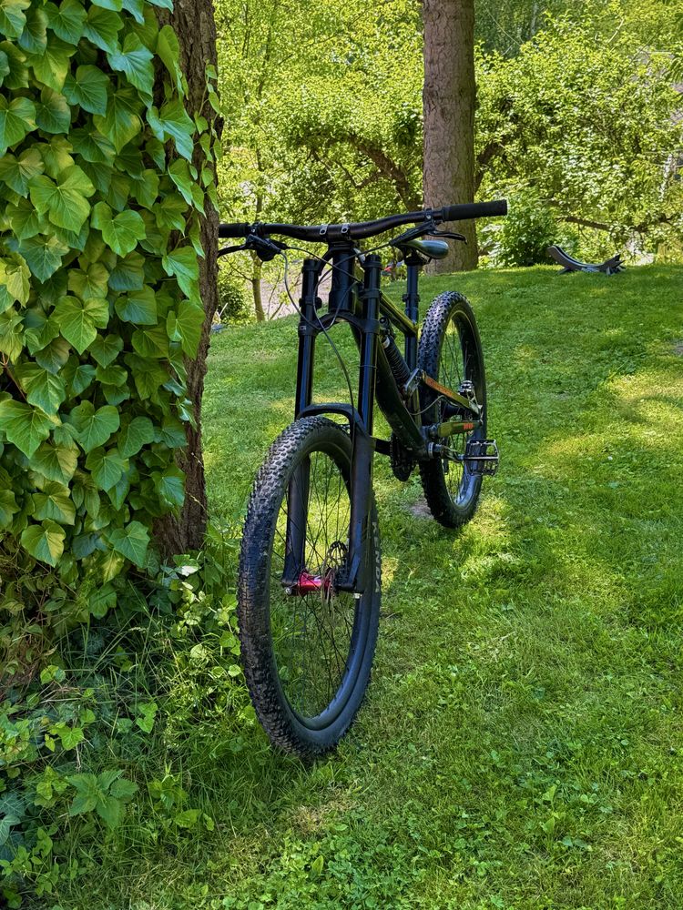 Rower Canyon Dhx 27.5 DH zjazdowy Dartmoor Pro