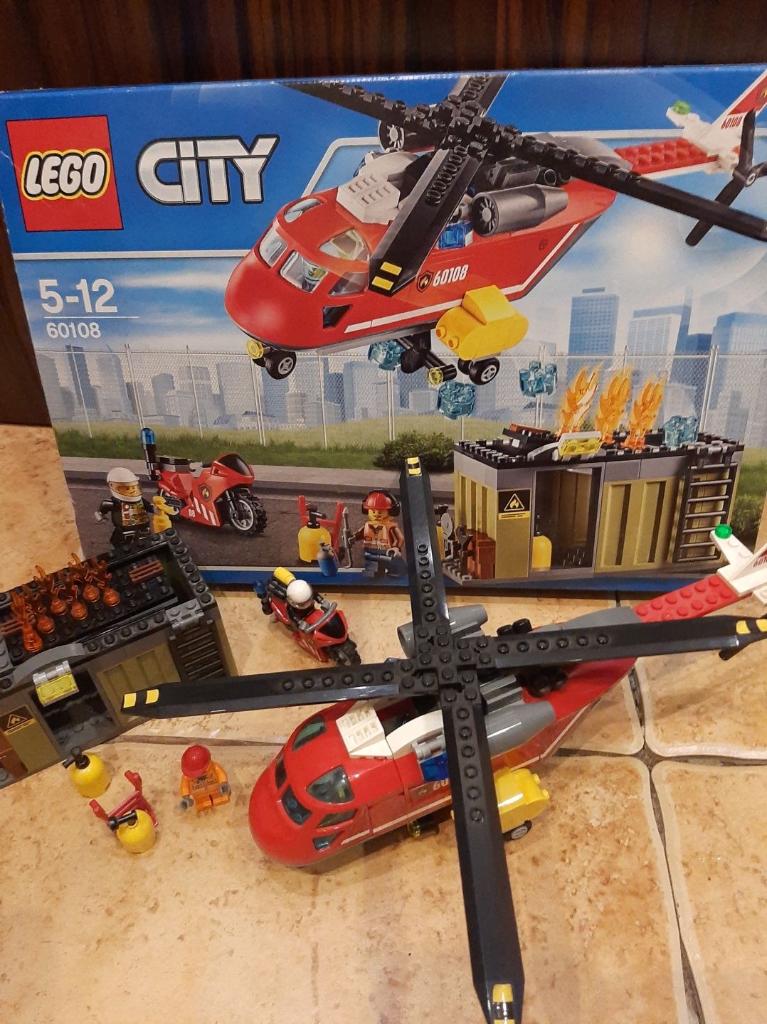 Zestaw Lego City 60108