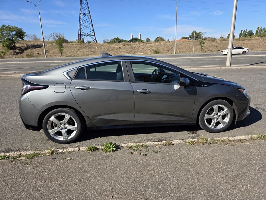 Chevrolet volt 2017