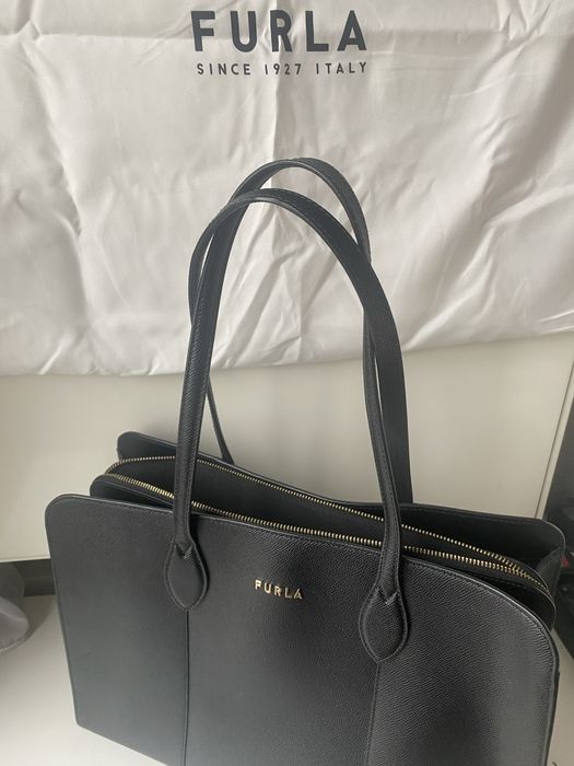 Carteira pele preta da Furla