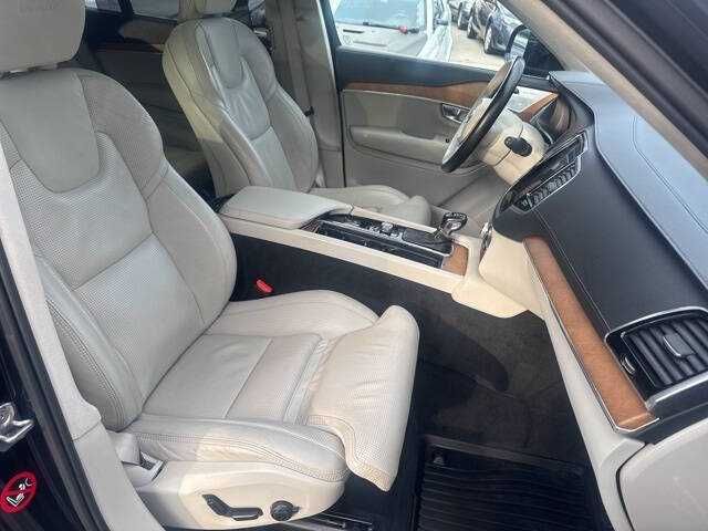 2019 Volvo XC90 2.0
