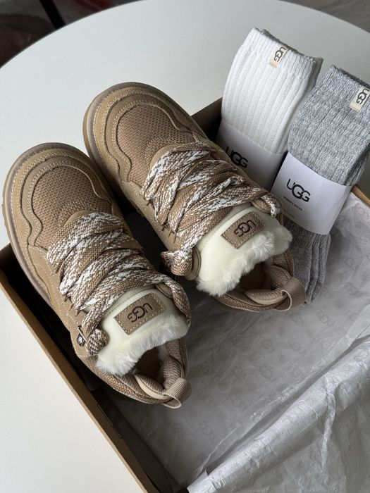 UGG Lowmel Sand