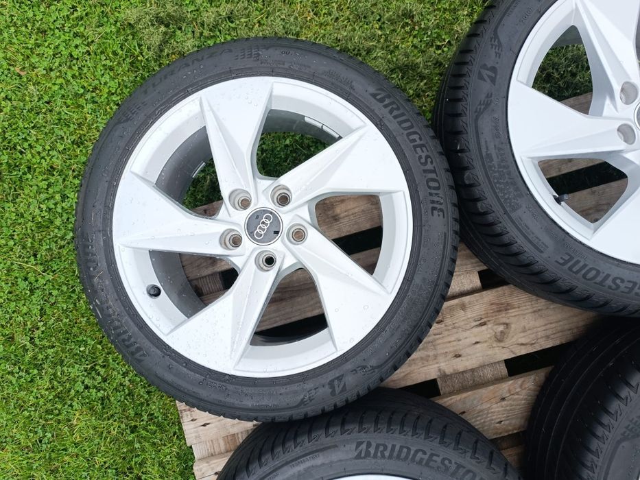 Felgi Audi 225/45 17 + opony Bridgestone Turanza T005