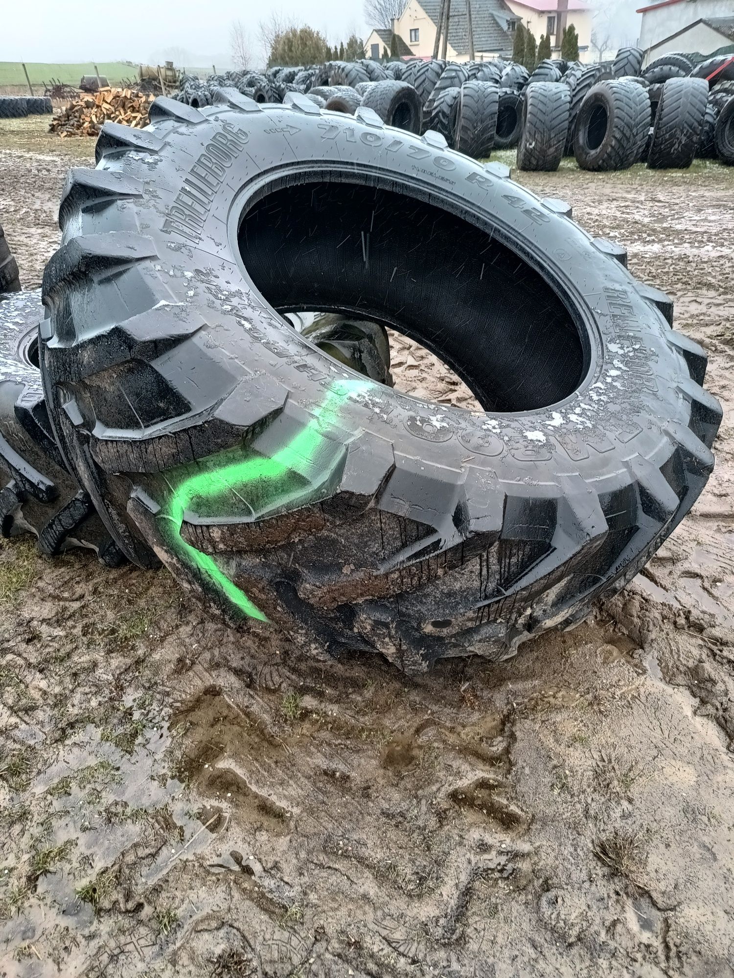 Ładna opona wzmocniona Trelleborg TM 800  710/70 R42 zdrowa oryginalna