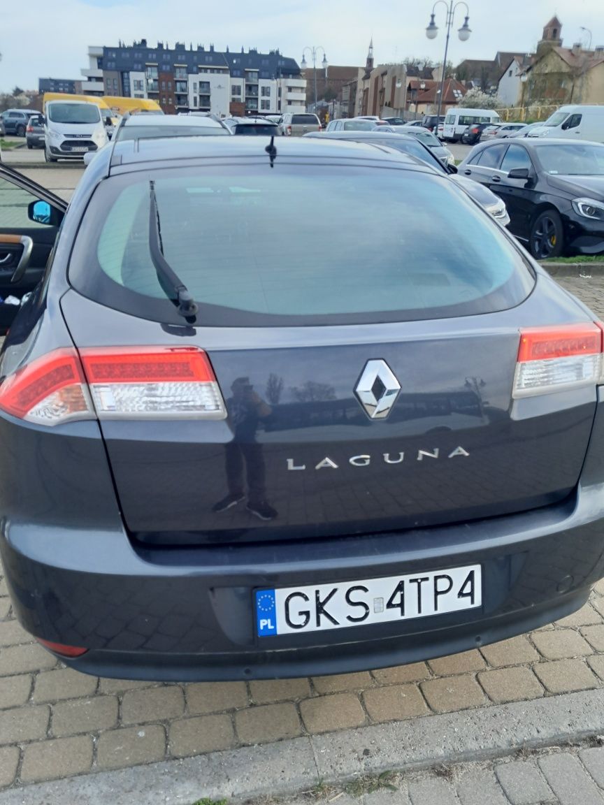 Laguna 2.0 DCI initiale Paris zamiana