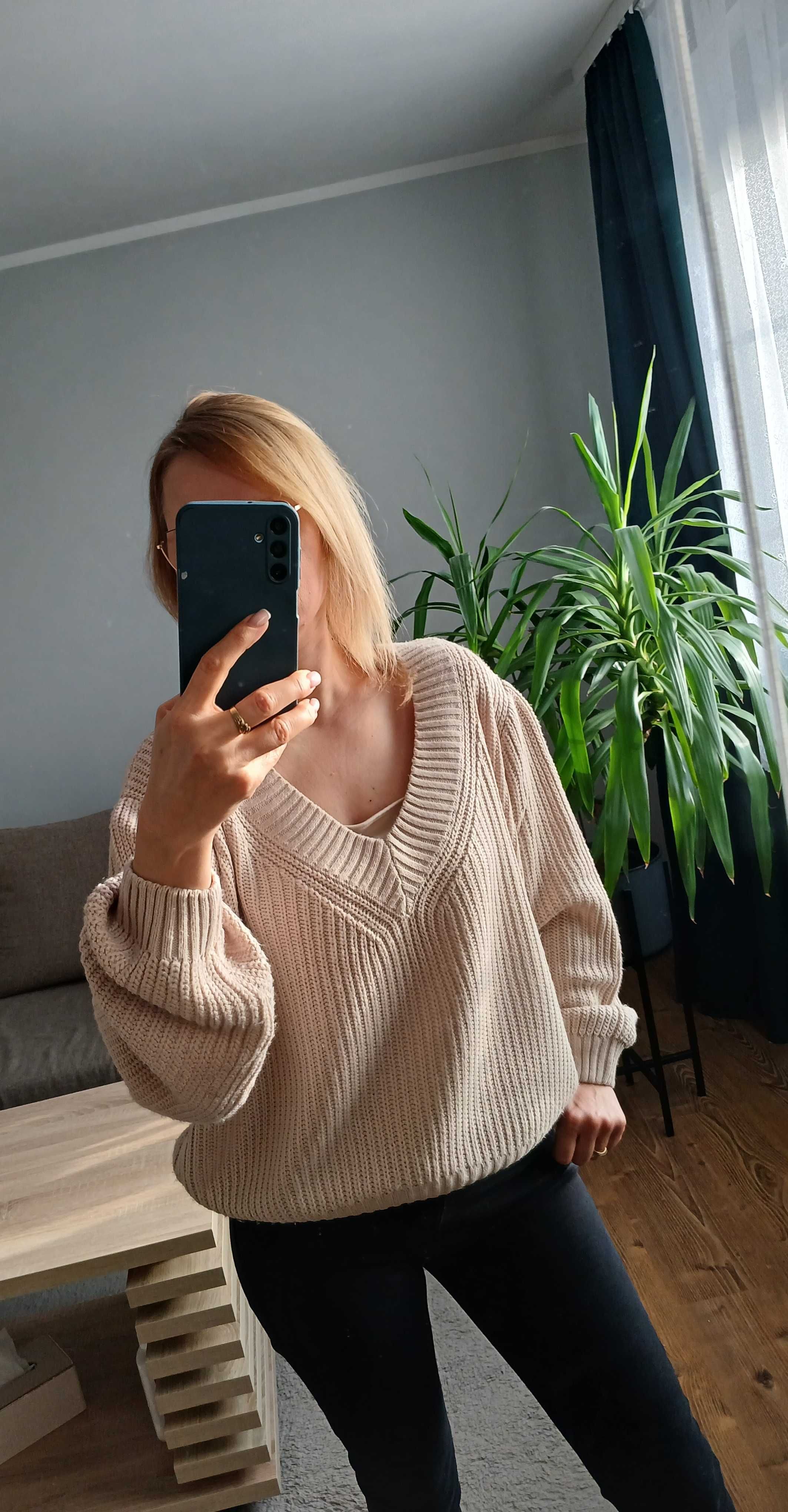 House, luźny beżowy sweter z dekoltem V damski, rozm. L/40
