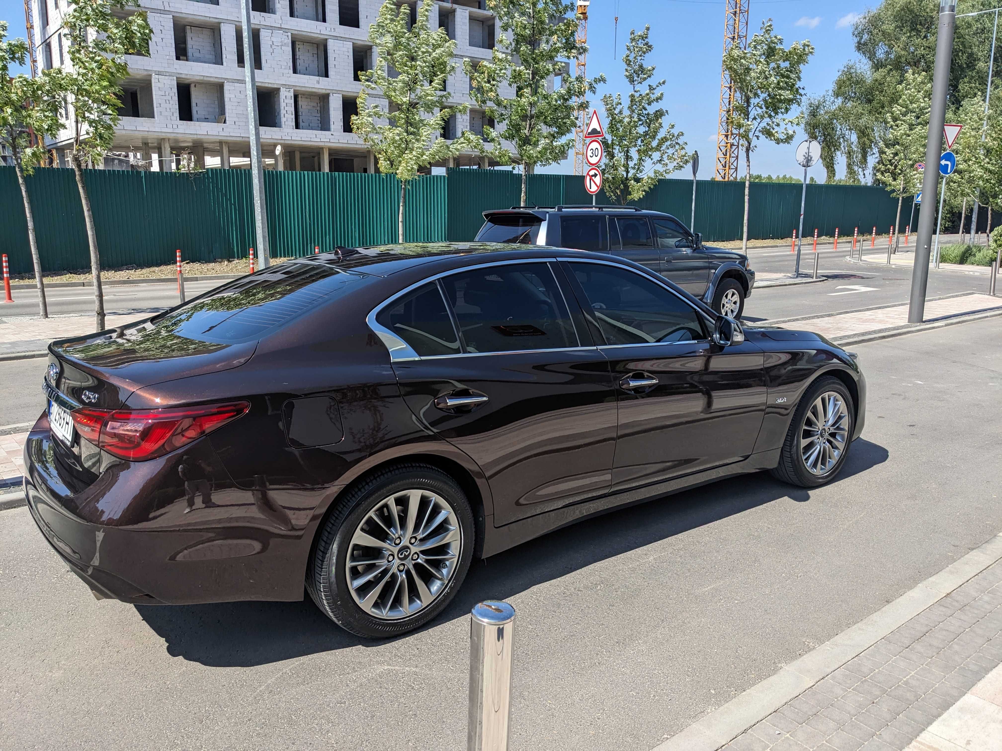 Infiniti Q50 AWD рестайл ціла безпека