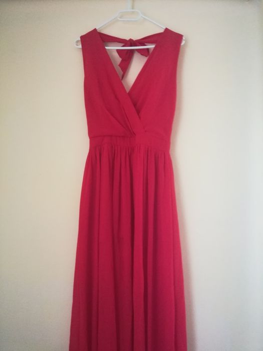 Długa czerwona sukienka studniówka wesele