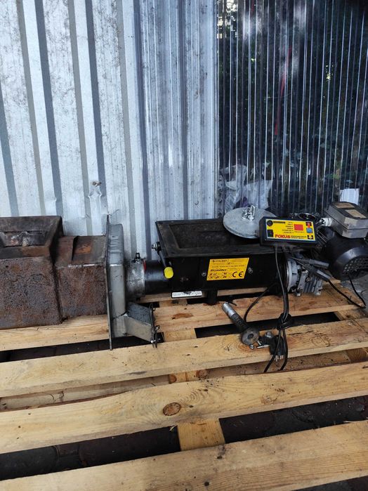 Podajnik do pieca -eko-groszek.