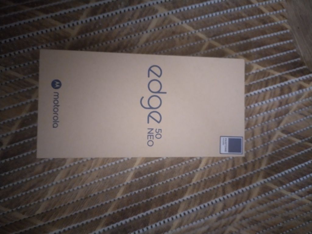 Nowiutka Motorola Edge 50 Neo
