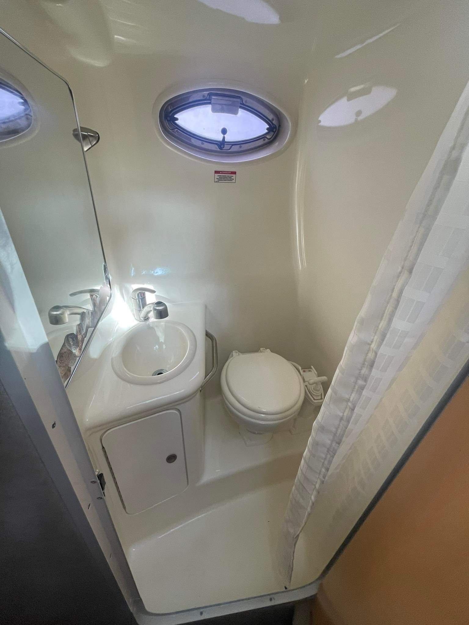 Motorówka Sea Ray 255 Sundancer 2013r