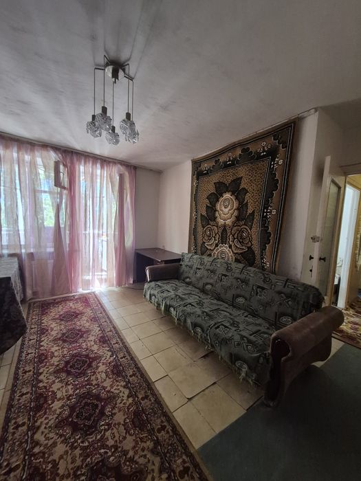 Продам 2 х кімнатну квартиру