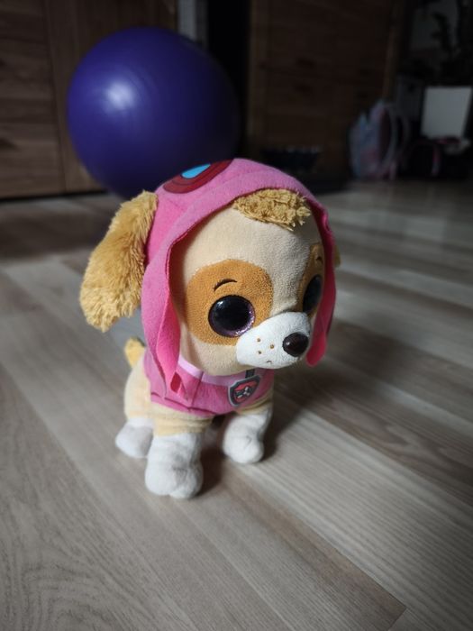 Maskotki Sky mała i duża z serii Psi Patrol.