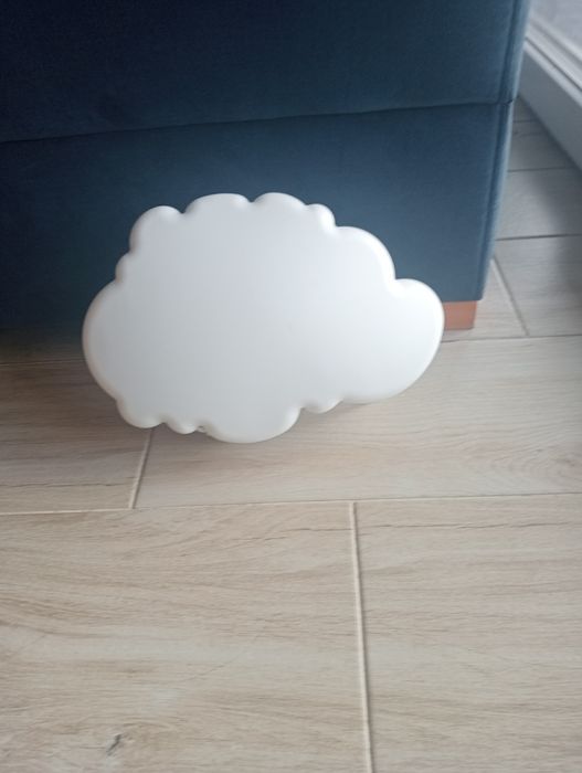 Lampka nocka chmurka Ikea